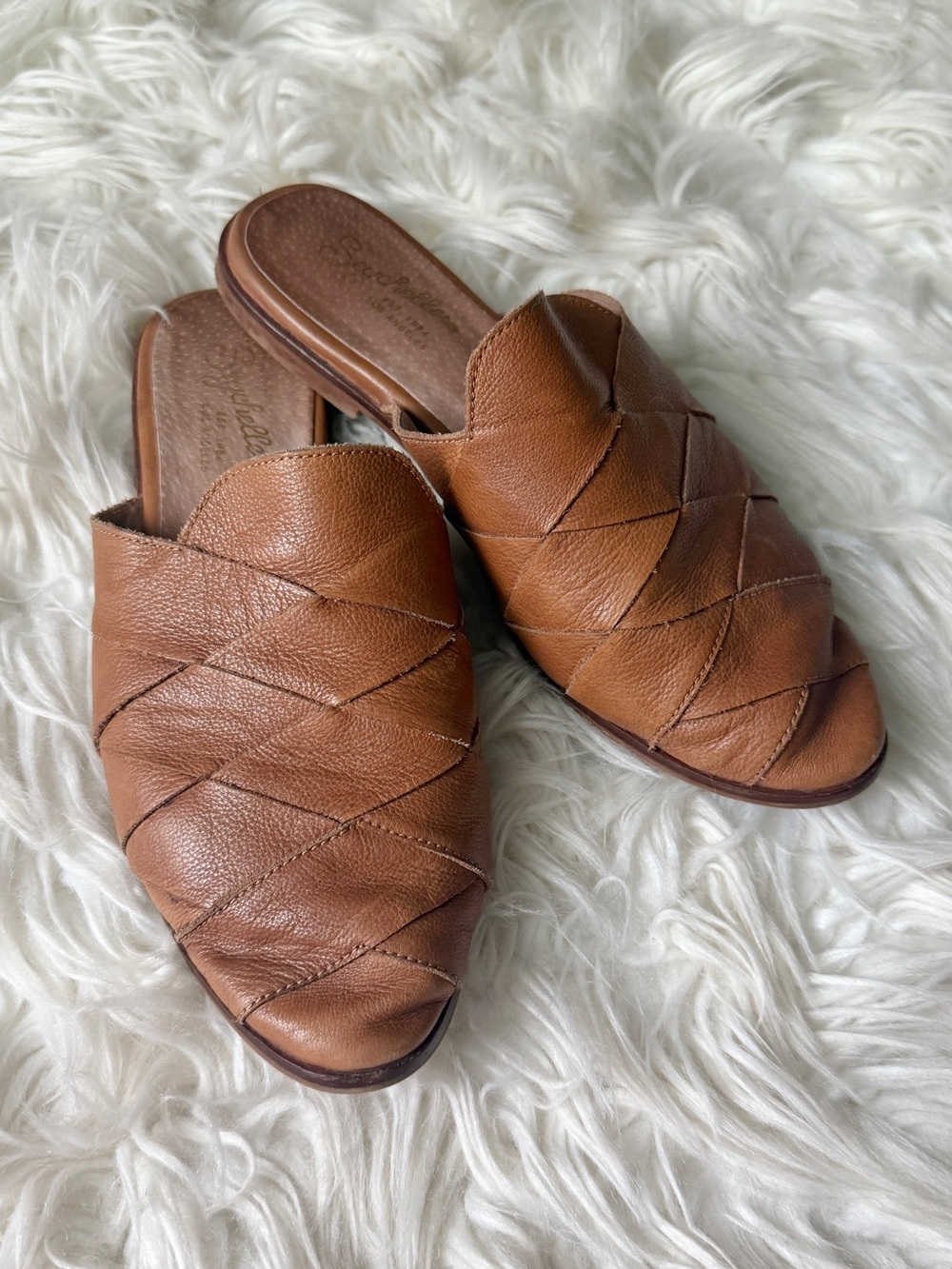 Seychelles Tan Leather Woven Mules - Picture 2 of 9